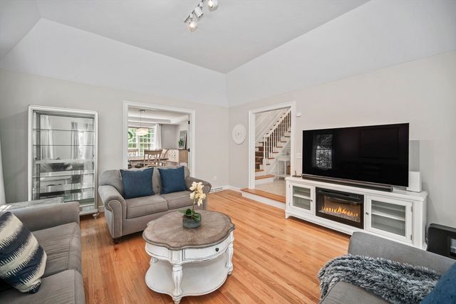 119 Littlefield Lane, Marlborough, MA 01752