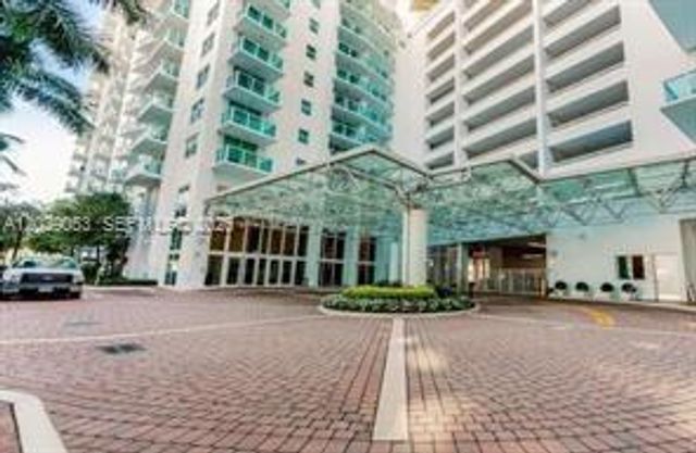 31 SE 5th Street 705, Miami, FL 33131