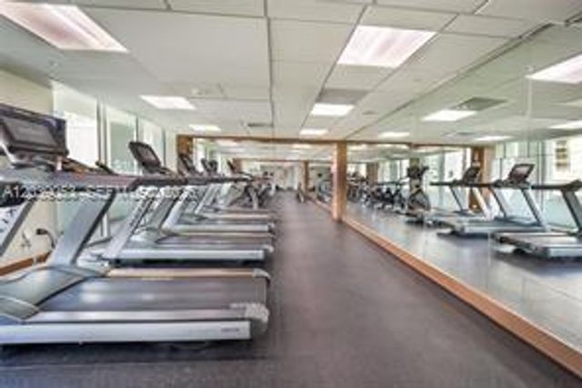 31 SE 5th Street 705, Miami, FL 33131
