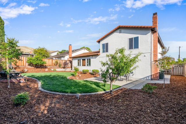 2115 Pedro Avenue, Milpitas, CA 95035