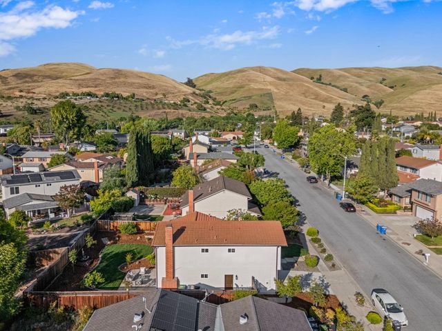 2115 Pedro Avenue, Milpitas, CA 95035