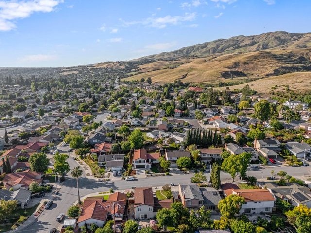 2115 Pedro Avenue, Milpitas, CA 95035
