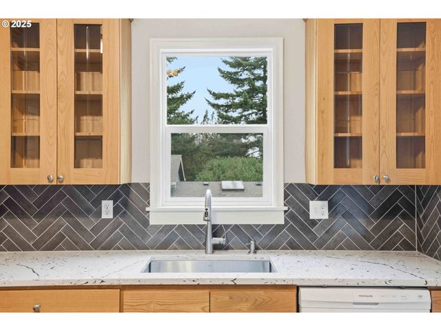 5311 Ne 22ND Ave, Vancouver, WA 98663