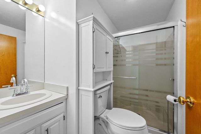 11 Elizabeth, Yarmouth, MA 02673