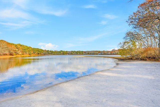 11 Elizabeth, Yarmouth, MA 02673