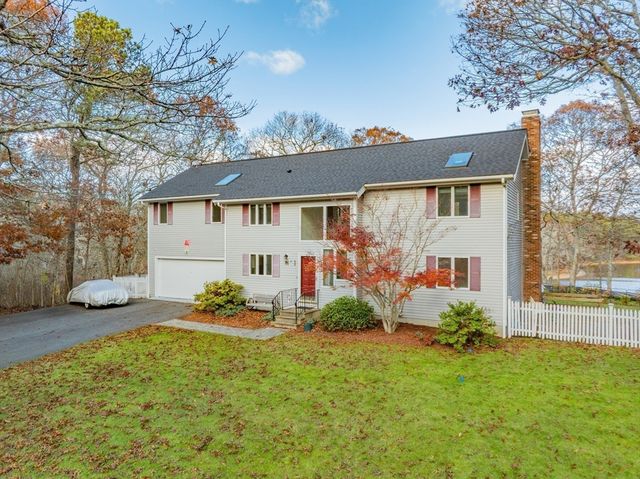11 Elizabeth, Yarmouth, MA 02673
