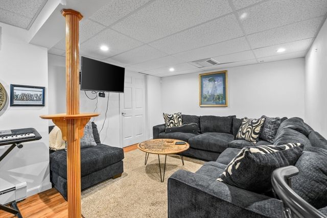 11 Elizabeth, Yarmouth, MA 02673