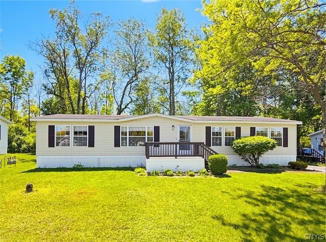 84 Millstream Court, New Hartford, NY 13321