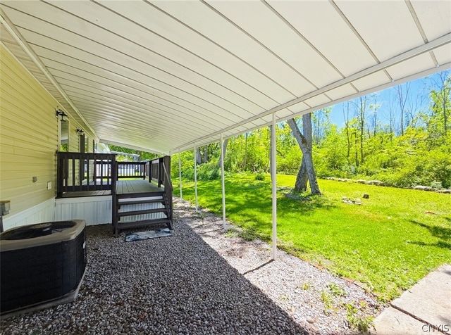 84 Millstream Court, New Hartford, NY 13321