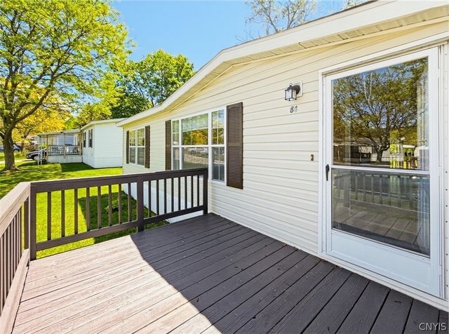 84 Millstream Court, New Hartford, NY 13321