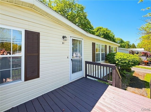 84 Millstream Court, New Hartford, NY 13321