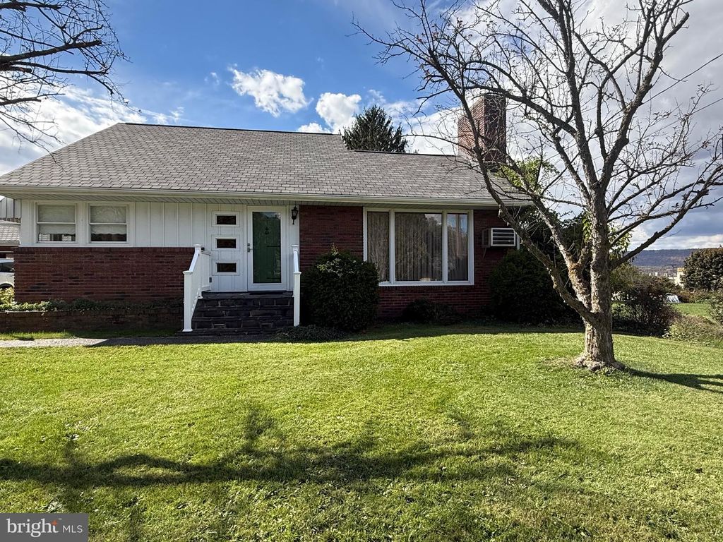 580 BUCHANAN TRAIL, Mcconnellsburg, PA 17233