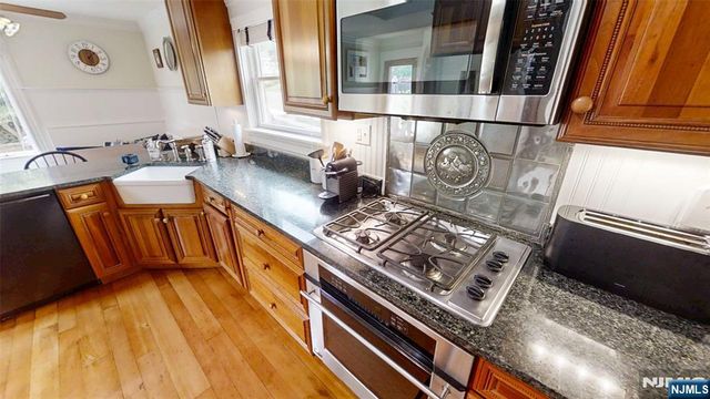 519 High Street, Oradell, NJ 07649