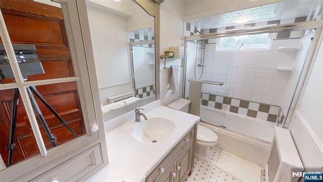 519 High Street, Oradell, NJ 07649