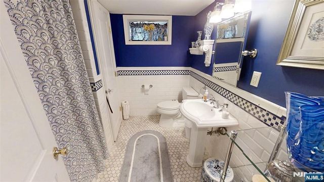 519 High Street, Oradell, NJ 07649