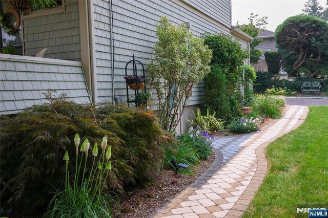 519 High Street, Oradell, NJ 07649