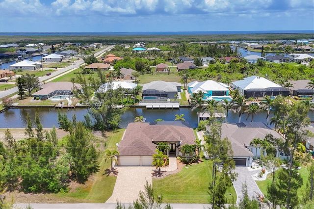 8400 ANTWERP CIRCLE, Port Charlotte, FL 33981