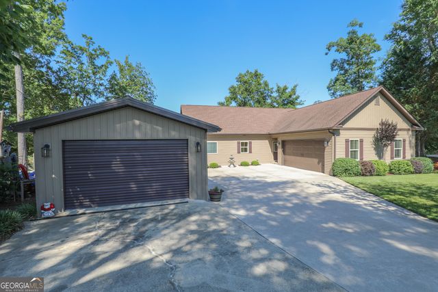 262 Poinsettia Place S, Sparta, GA 31087