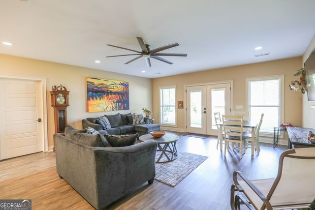 262 Poinsettia Place S, Sparta, GA 31087