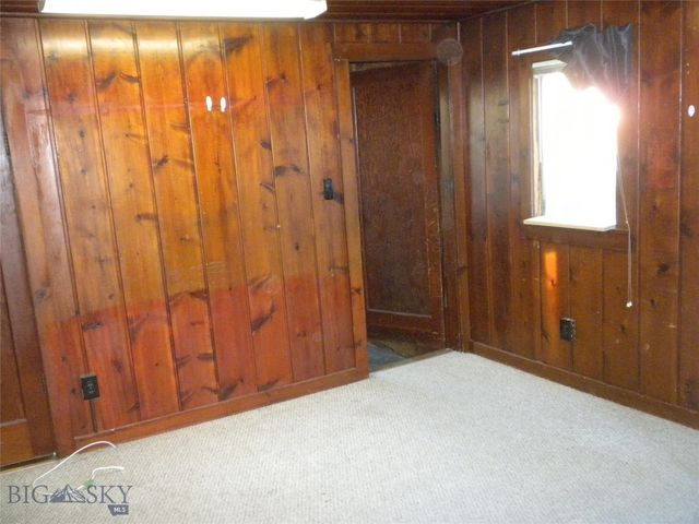 201 S BROOKE Street, Whitehall, MT 59759