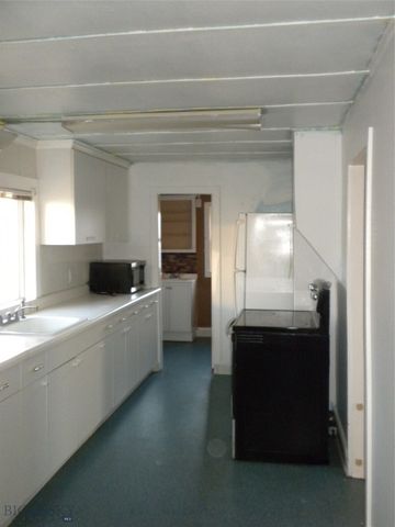 201 S BROOKE Street, Whitehall, MT 59759