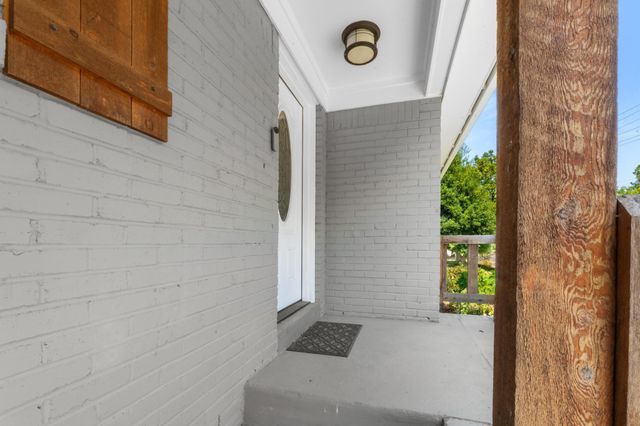 151 N WHITE STATION RD, Memphis, TN 38117