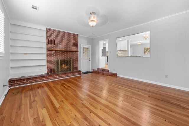 151 N WHITE STATION RD, Memphis, TN 38117