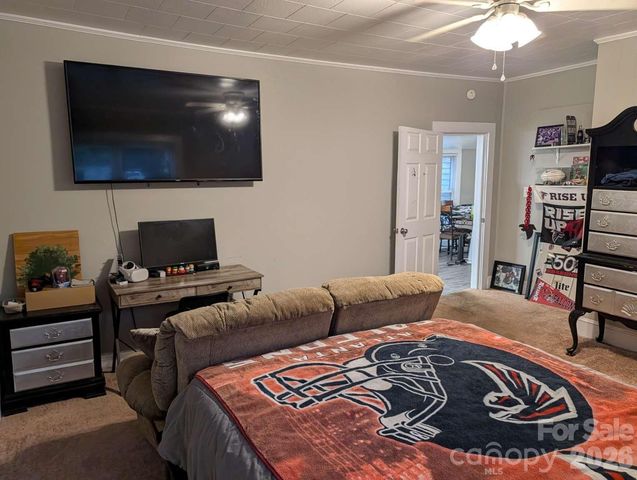 327 Aycock Street NE, Concord, NC 28025