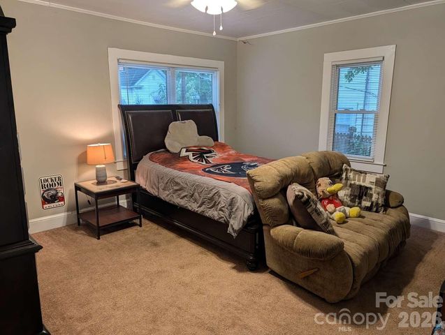 327 Aycock Street NE, Concord, NC 28025