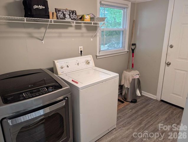 327 Aycock Street NE, Concord, NC 28025