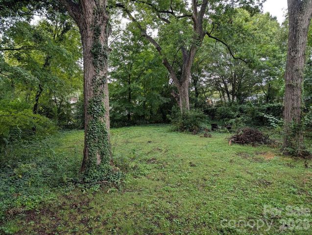 327 Aycock Street NE, Concord, NC 28025