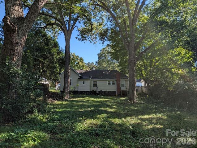 327 Aycock Street NE, Concord, NC 28025
