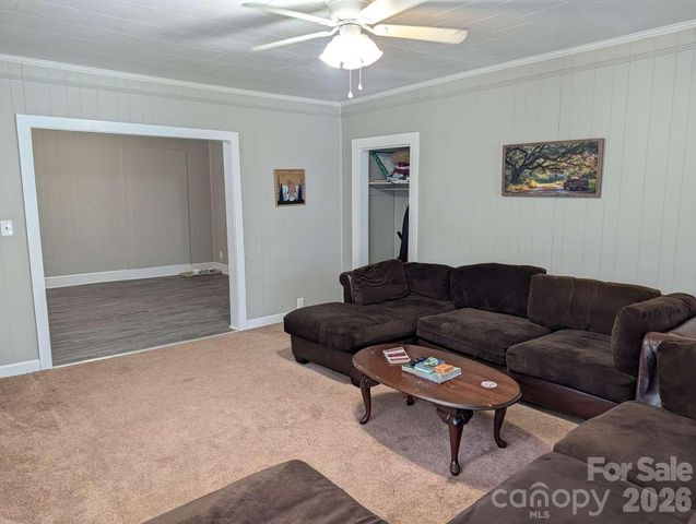 327 Aycock Street NE, Concord, NC 28025