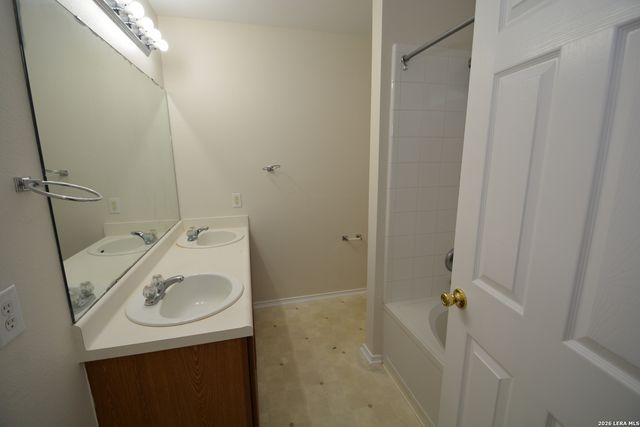 5626 Canaan Cross, San Antonio, TX 78247