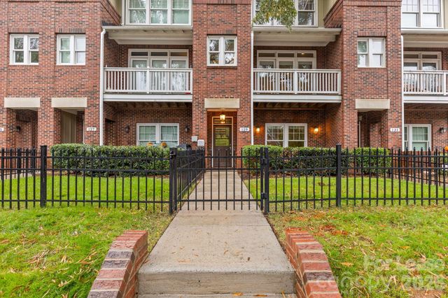 129 Grandin Road, Charlotte, NC 28208