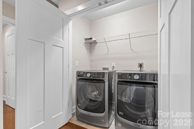 129 Grandin Road, Charlotte, NC 28208