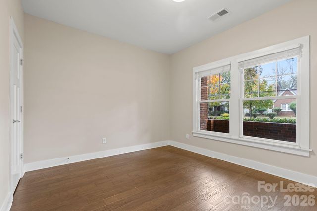 129 Grandin Road, Charlotte, NC 28208