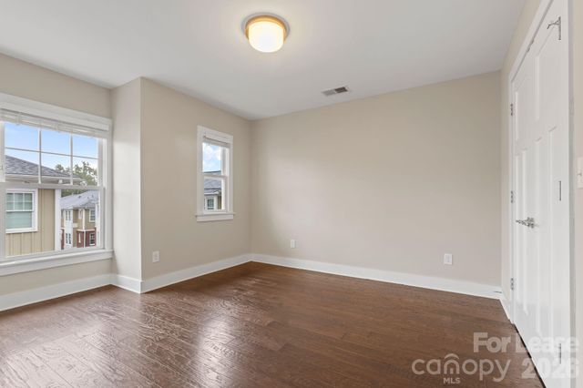 129 Grandin Road, Charlotte, NC 28208