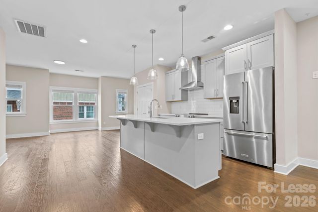 129 Grandin Road, Charlotte, NC 28208