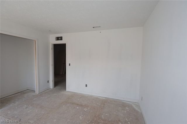 5091 Shepherds Glen, Willoughby, OH 44094