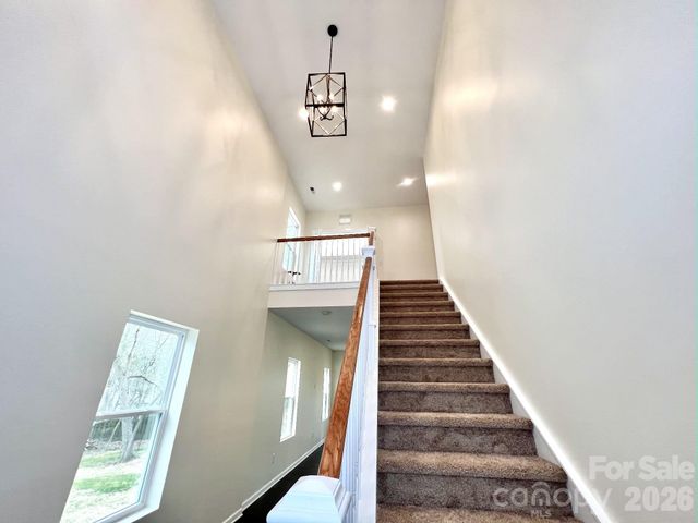 2415 Kimway Drive, Matthews, NC 28105