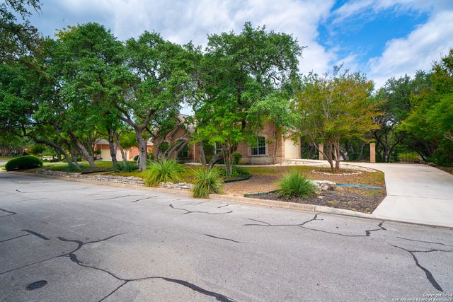 7523 STEEPLE DR, San Antonio, TX 78256