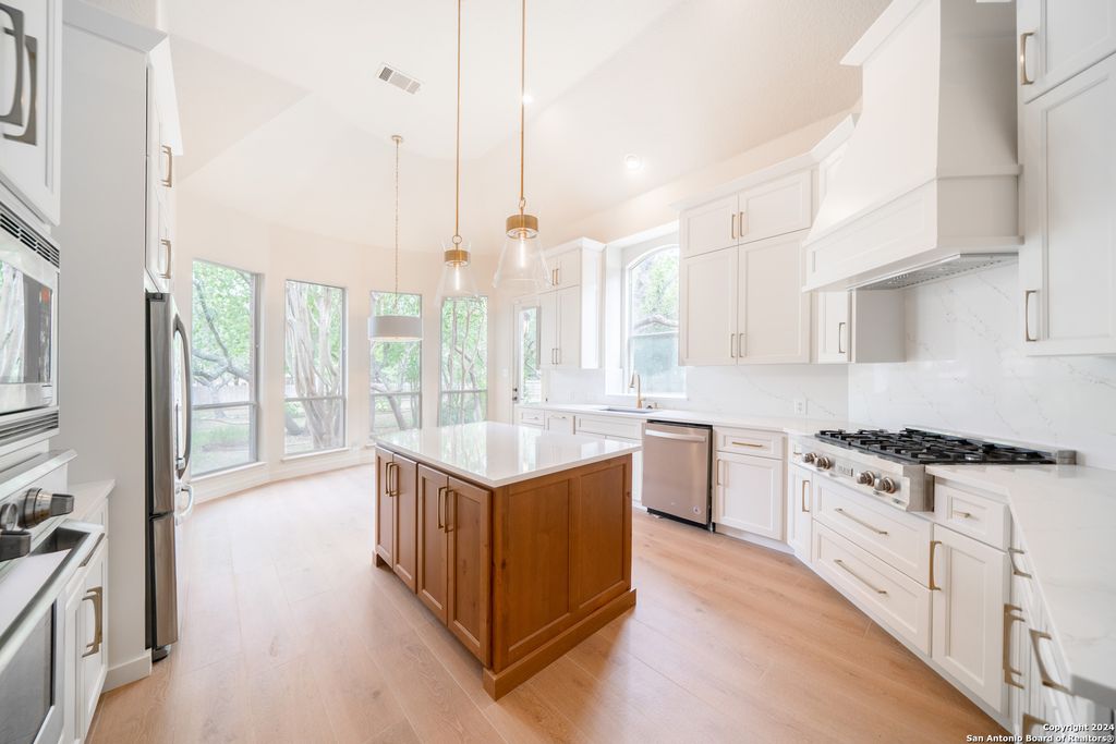 7523 STEEPLE DR, San Antonio, TX 78256