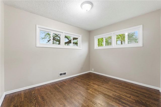 10803 Blue Ridge Boulevard, Kansas City, MO 64134