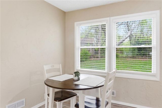 10803 Blue Ridge Boulevard, Kansas City, MO 64134