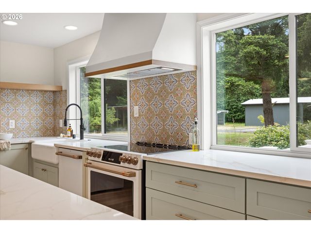14101 Ne 144TH St, Brush Prairie, WA 98606