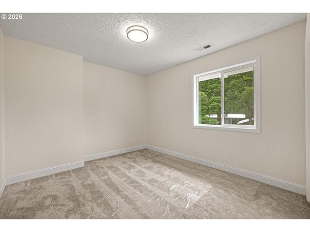 14101 Ne 144TH St, Brush Prairie, WA 98606