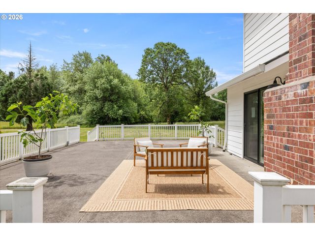 14101 Ne 144TH St, Brush Prairie, WA 98606