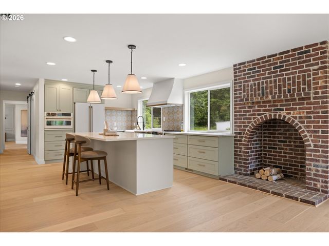 14101 Ne 144TH St, Brush Prairie, WA 98606