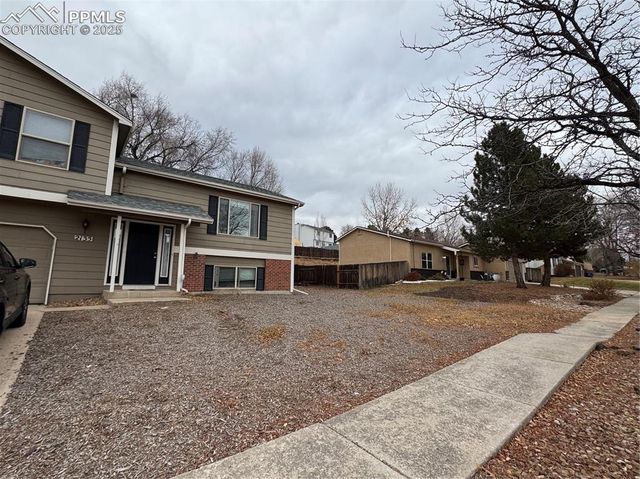 2135 Westmoreland Road, Colorado Springs, CO 80907